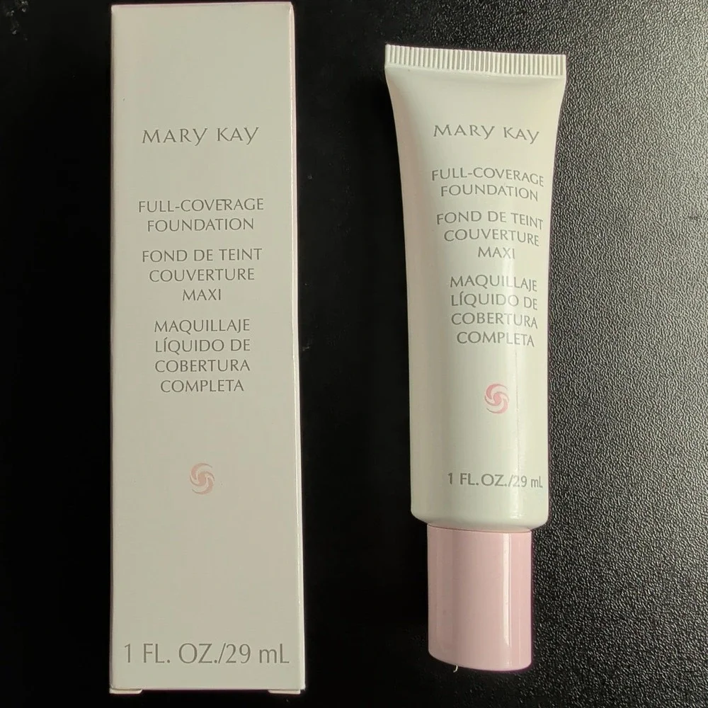 Mary Kay Full Coverage Foundation Ivory 105 Matte Finish 1 fl oz 29 ml 357700